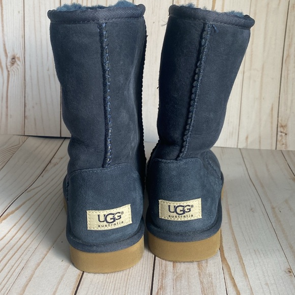 UGG Classic Short women’s blue boot size 7 - Picture 3 of 4